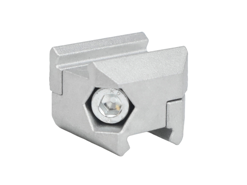 90° Cross Connector